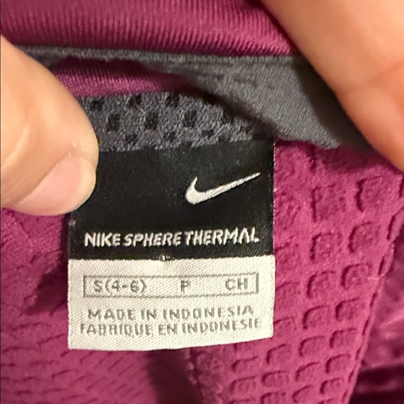 Nike Women's Purple and Gray Jacket - Picture 2 of 4